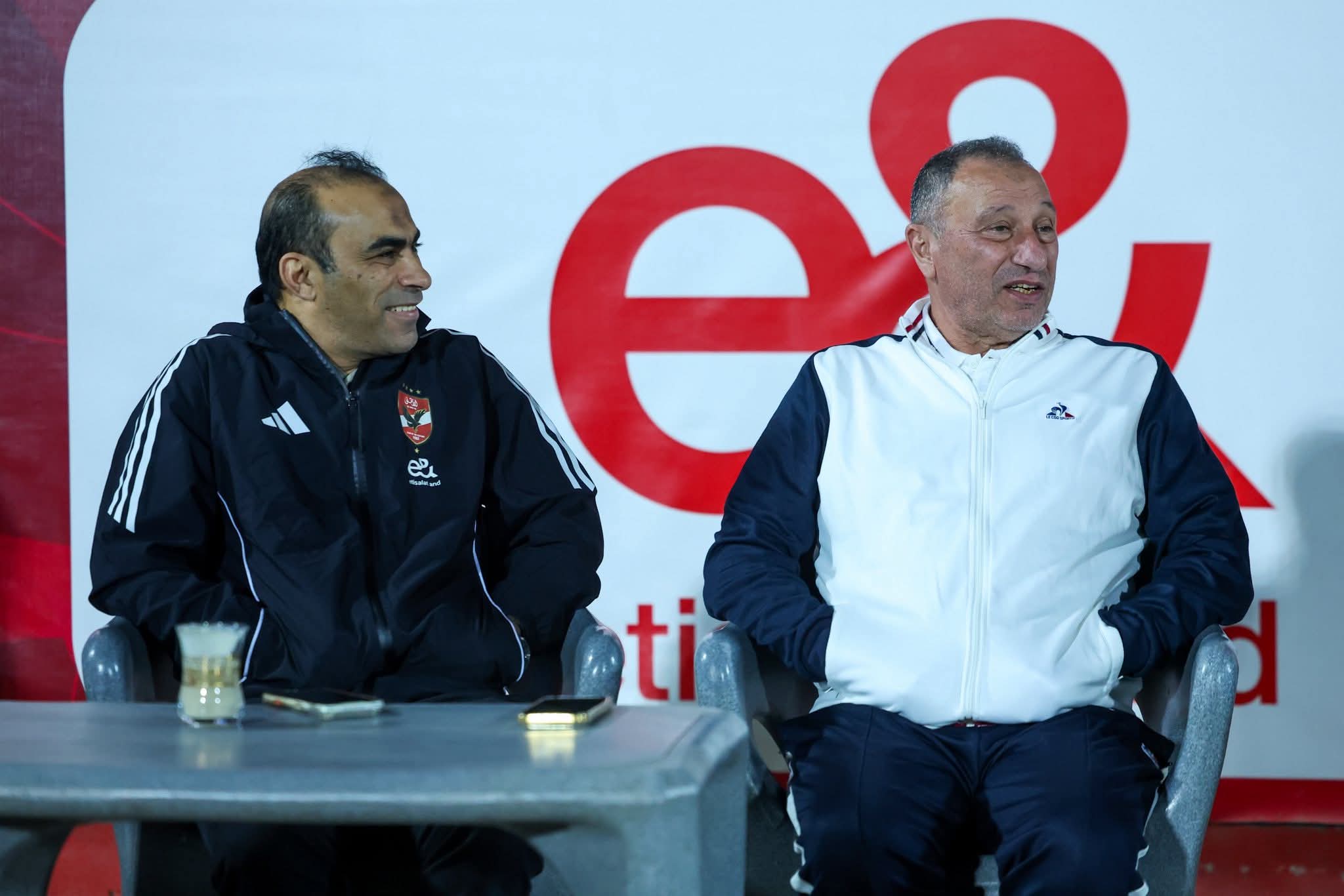 خلفًا لـ توروب .. سيد عبد الحفيظ يقود مفاوضات الأهلي مع مدرب الزمالك السابق