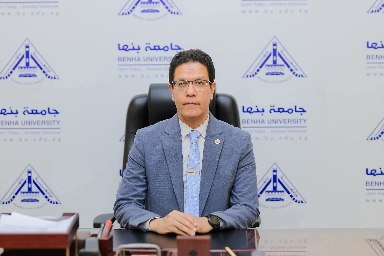 رئيس جامعة بنها يهنئ الرئيس السيسي بذكرى عيد تحرير سيناء