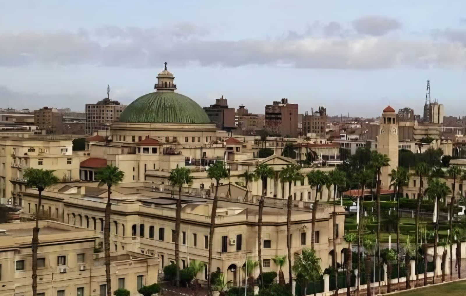 جامعة القاهرة تتصدر 25 مجالًا وتدعم رؤية الدولة نحو اقتصاد المعرفة