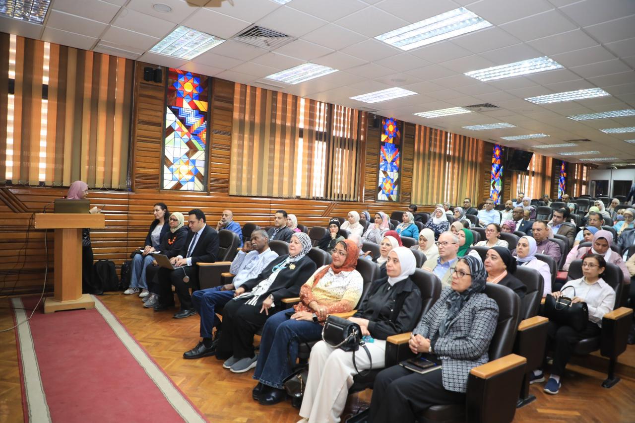 ندوة توعوية بجامعة العاصمة لمواچهة ضغوط العمل