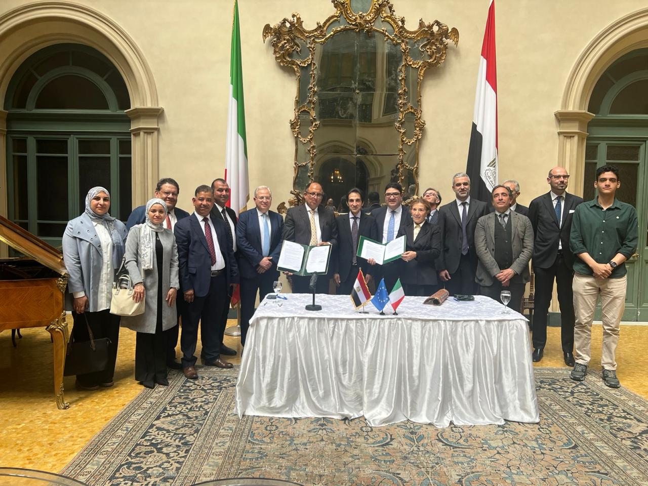 مذكرة تفاهم بين جامعة العاصمة ويونينتونو الإيطالية