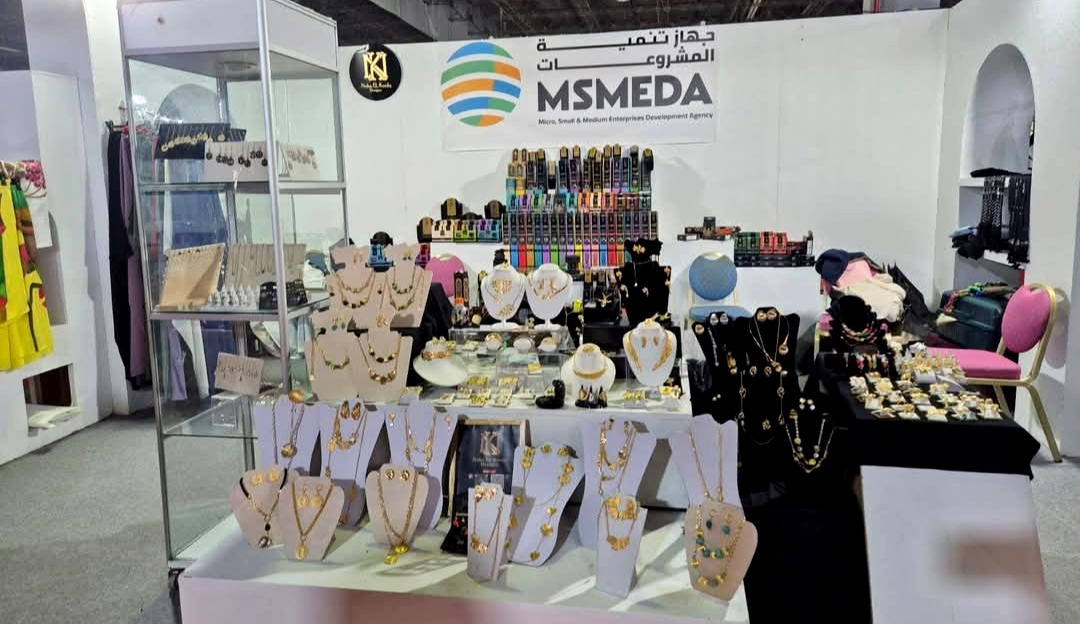 عملاء جهاز تنمية المشروعات يشاركون في معرض الصناعات التقليدية في تونس