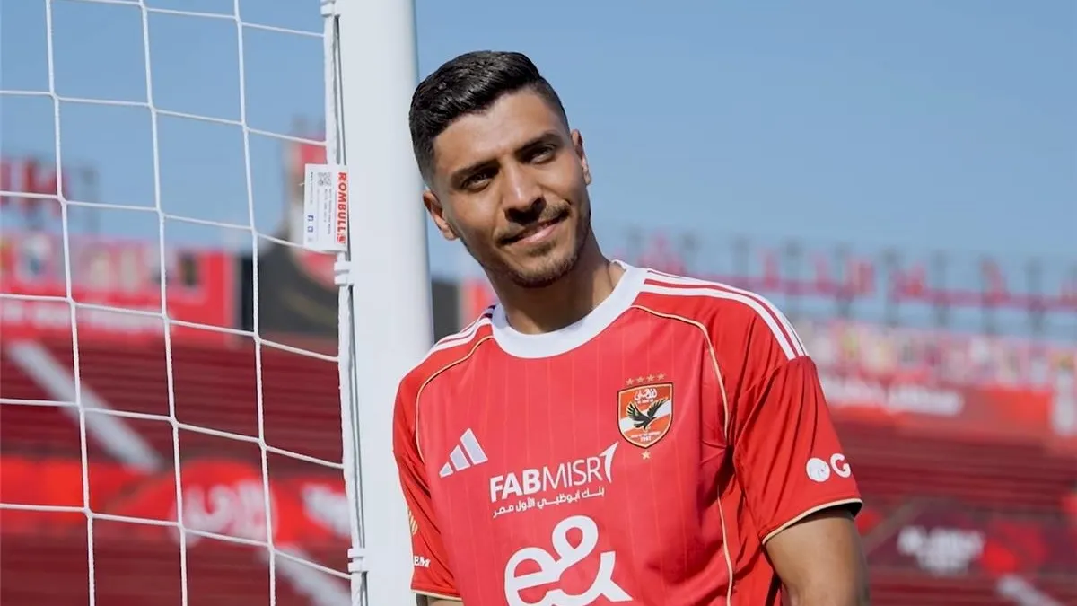 الأهلي يرحب برحيل محمد شريف في نهاية الموسم