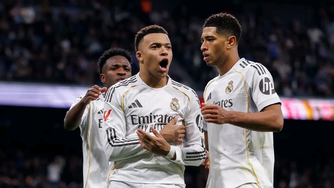 ريال مدريد يعلن تشكيل مواجهة إشبيلية.. مبابي وفينيسيوس يقودان هجوم الملكي في الليجا