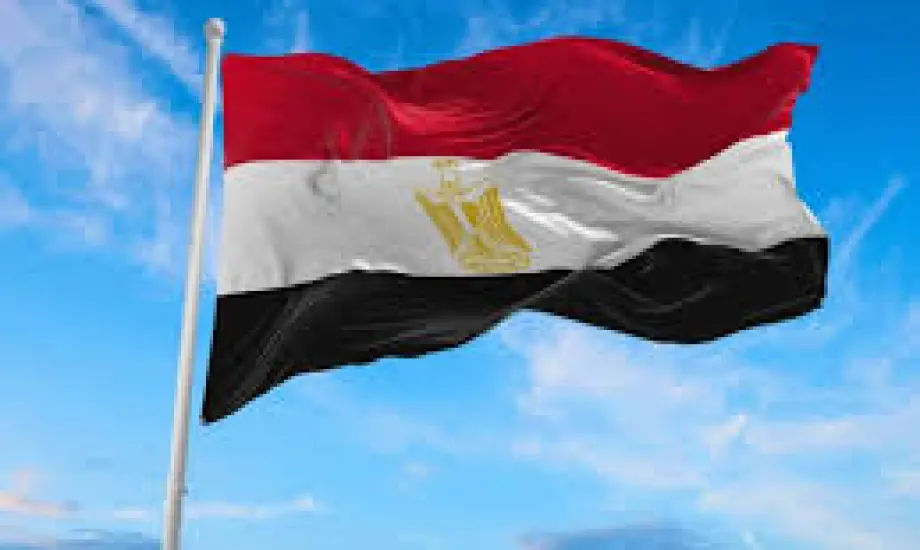 مصر تدين استهداف ناقلة نفط إماراتية في مضيق هرمز