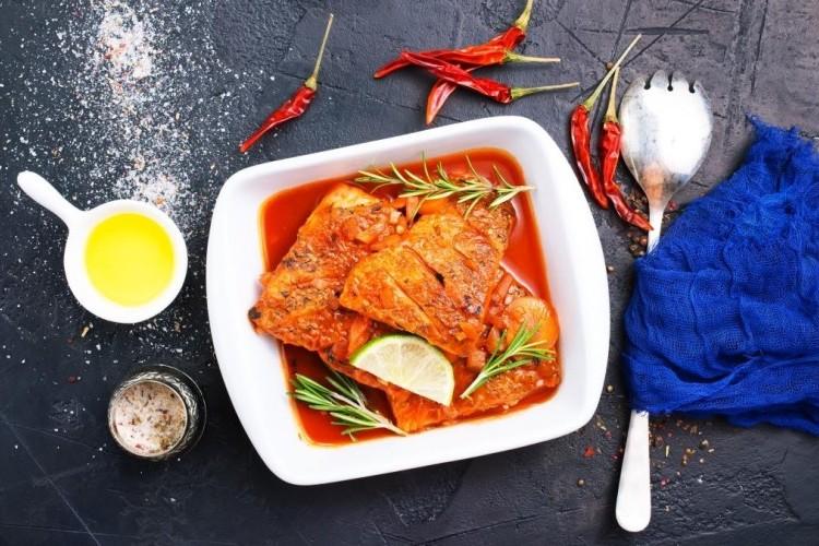 مطبخ نمبر1 نيوز: طريقة عمل فيليه سمك بالصوص الحار