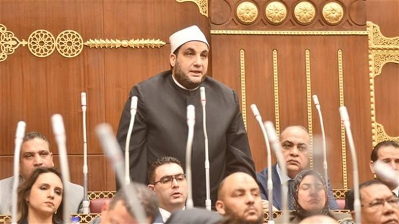 أمين دينية الشيوخ يدعو لتوجيه التبرعات لبناء المدارس : كفاية مساجد