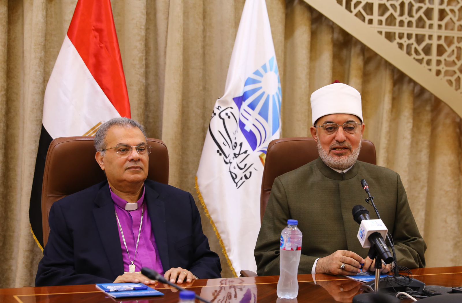 مفتي الجمهورية يستقبل رئيس الطائفة الإنجيلية والوفد المرافق له للتهنئة بعيد الأضحى المبارك