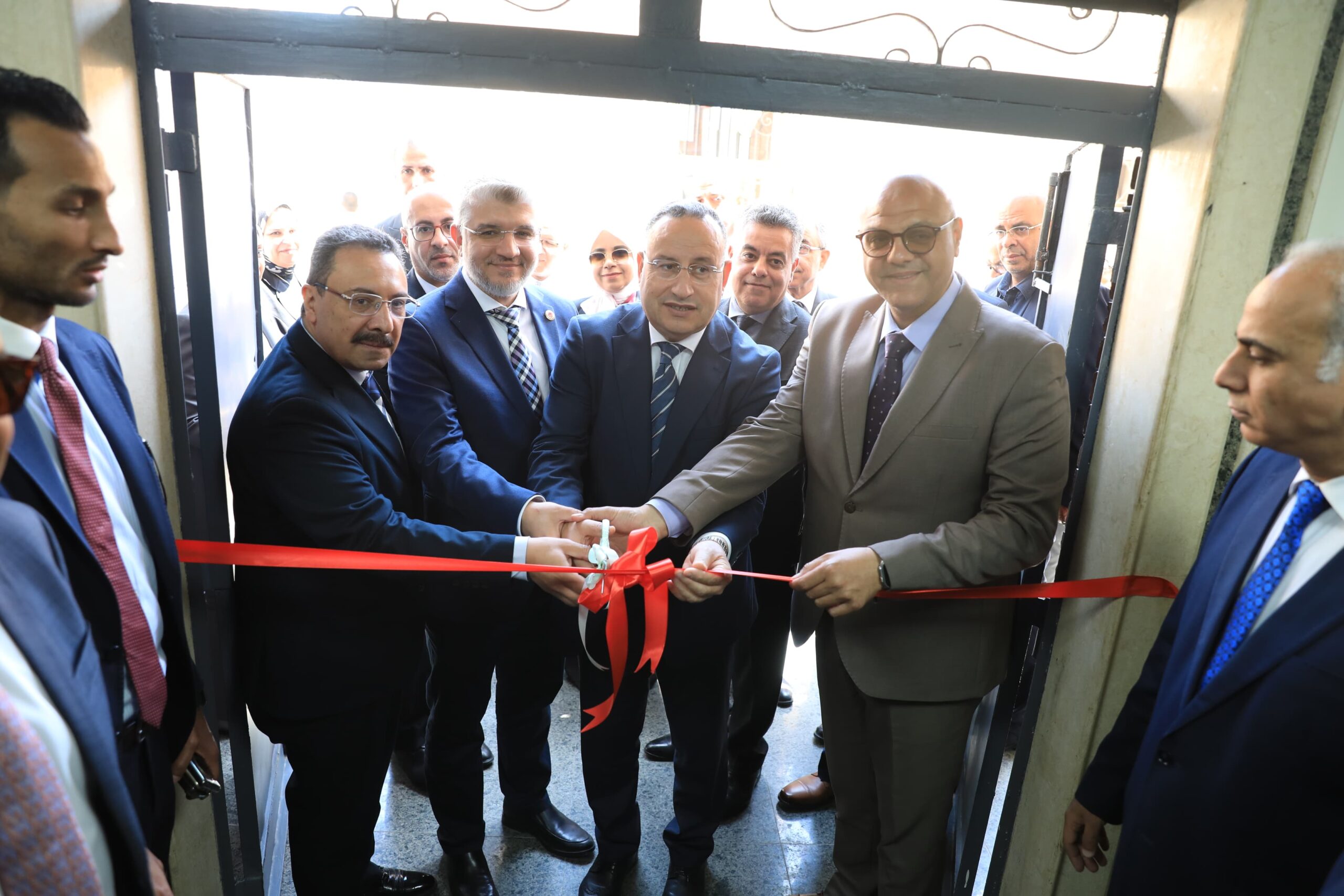 افتتاح عددًا من المشروعات الصحية بجامعة الإسكندرية بتكلفة 632 مليون جنيه
