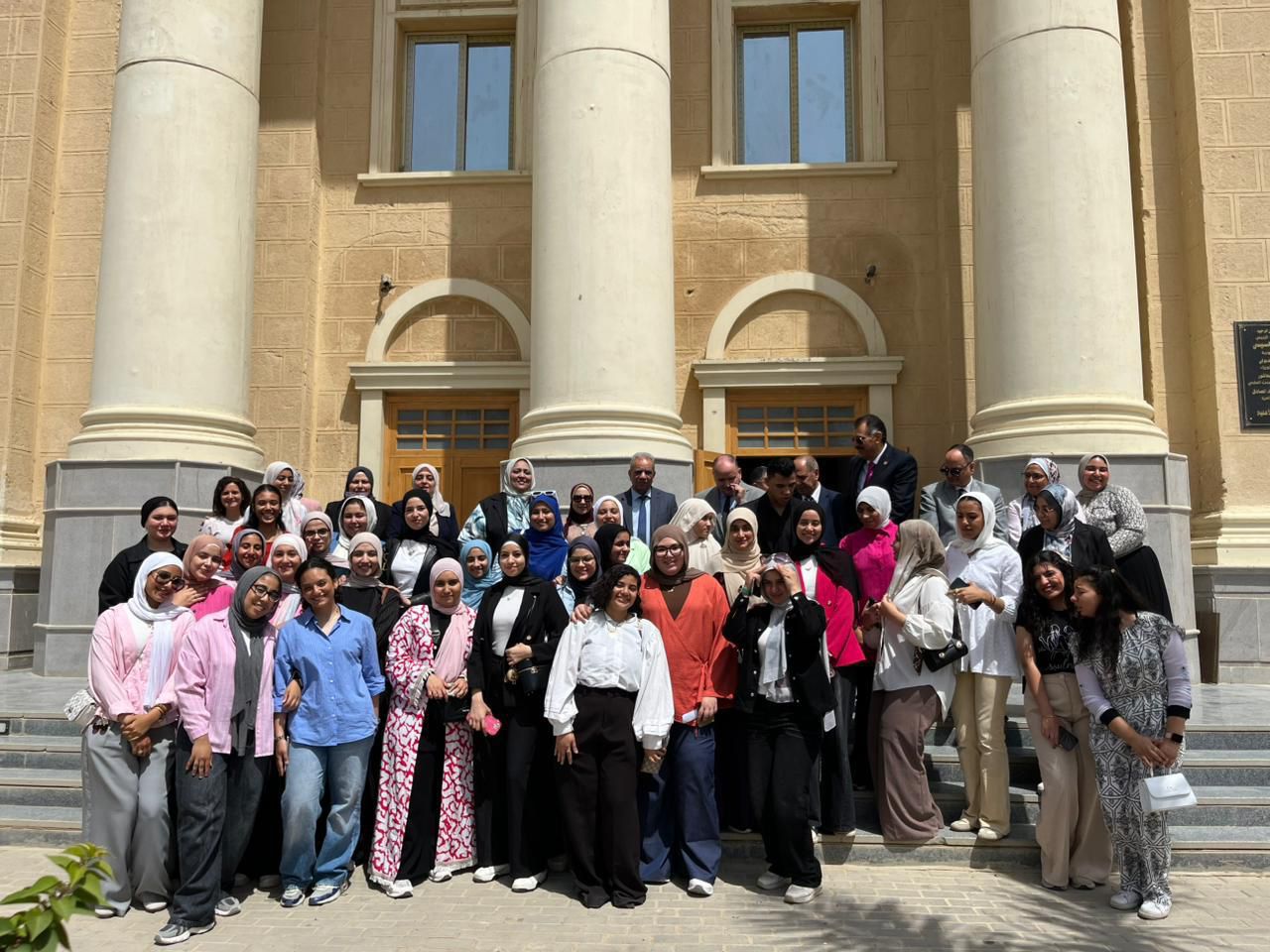 برنامج علوم الإعاقة بالقاهرة الأهلية يعرض نتاج تدريب الطلاب