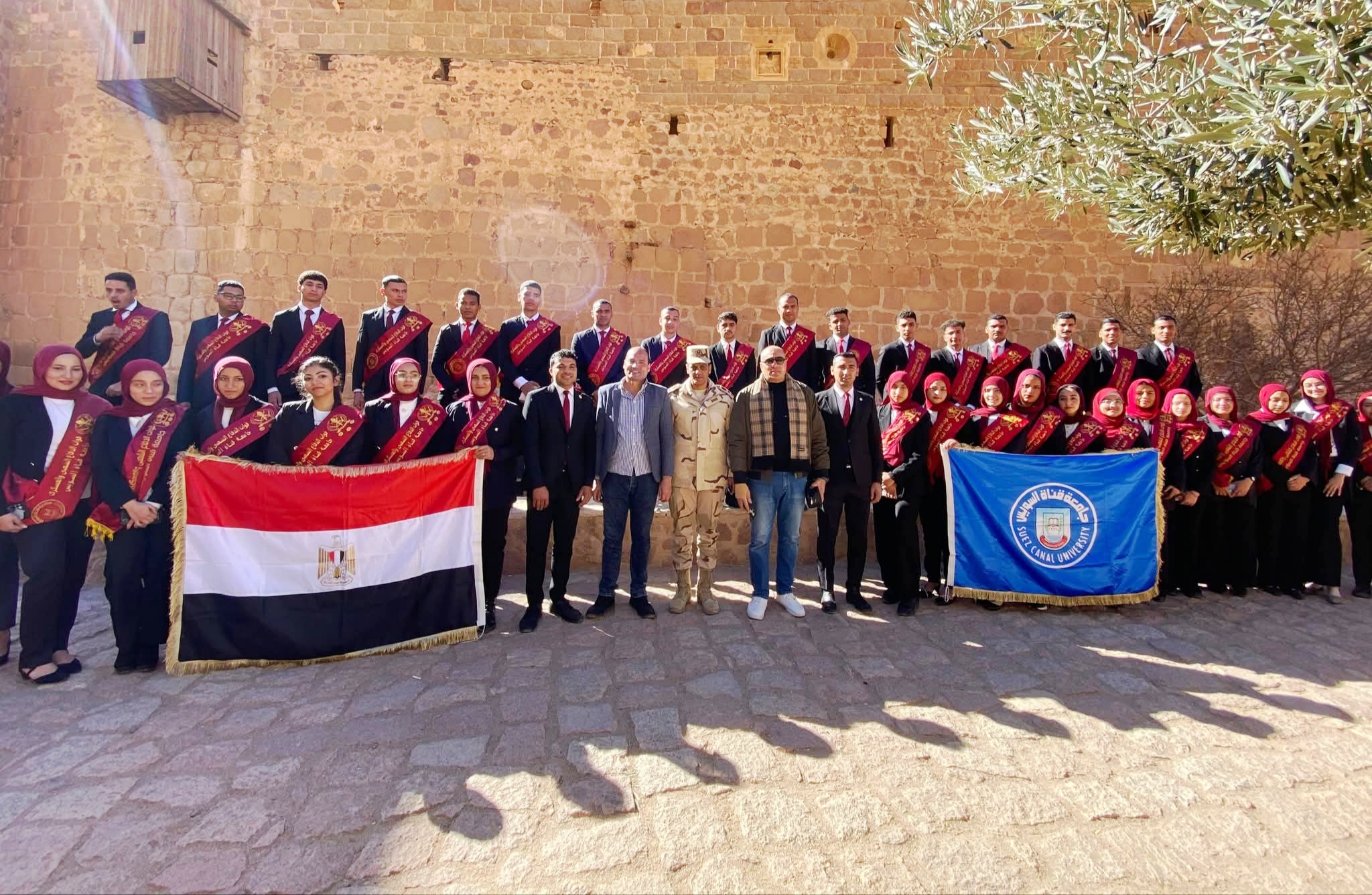 زيارة ميدانية لطلاب جامعة قناة السويس إلى دير سانت كاترين والشجرة المباركة