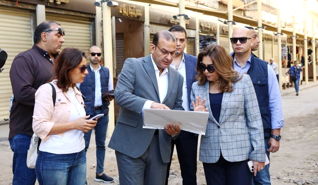 الدكتورة منال عوض تتفقد أعمال تطوير المرحلة الثانية من سوق العتبة
