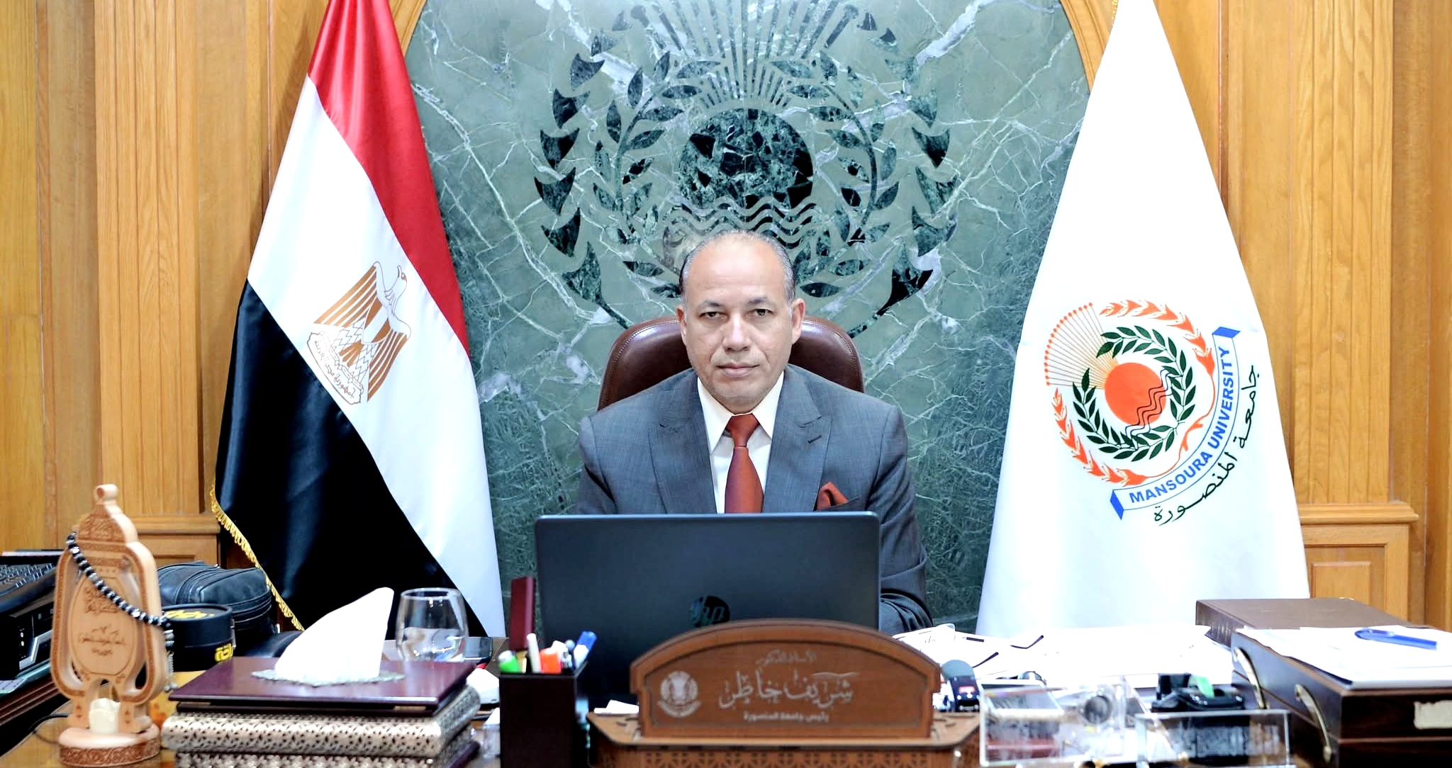رئيس جامعة المنصورة يهنئ القيادة السياسية والشعب المصري ومنسوبي الجامعة بعيد الأضحى المبارك