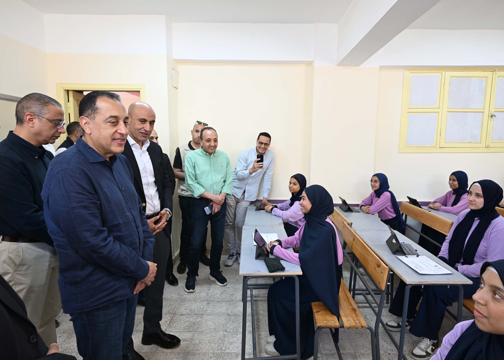 رئيس الوزراء يزور مجمع مدارس الجمهورية الجديدة ببولاق الدكرور