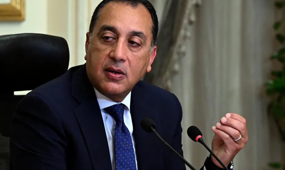 الحكومة: مد نظام العمل عن بُعد يوم الأحد من كل أسبوع خلال شهر يونيو