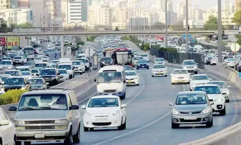 خلي بالك.. كثافات مرورية بشوارع القاهرة والجيزة
