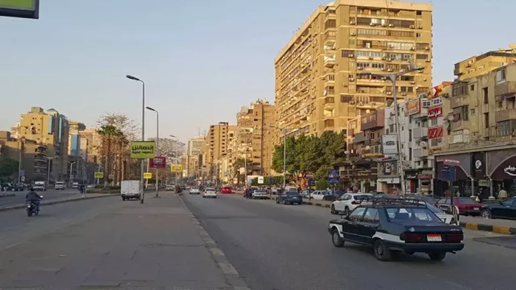 خلي بالك.. سيولة مرورية بشوارع القاهرة والجيزة تزامنًا مع نهاية الإسبوع