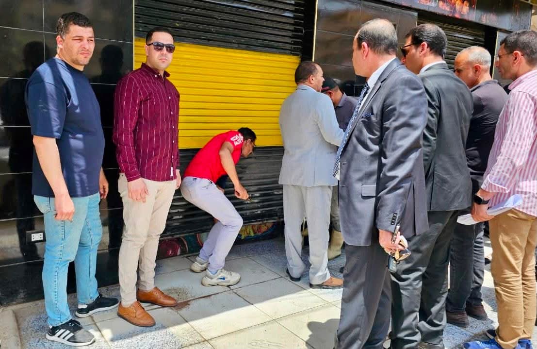تحرك عاجل من النيابة الإدارية بعد ضبط أغذية منتهية الصلاحية داخل مطعم بمطوبس