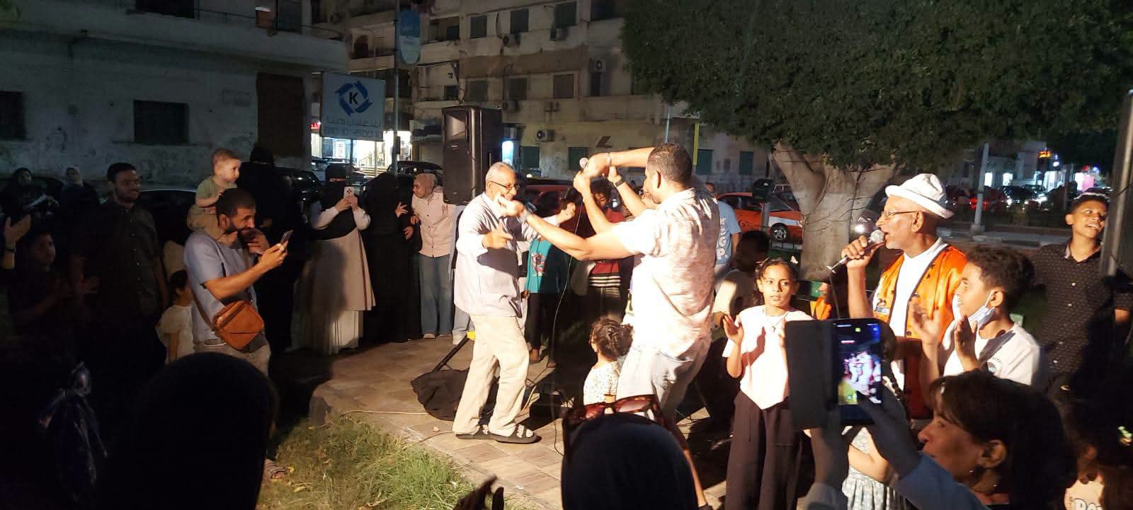 ميدان الممر يستقبل زواره على أنغام السمسمية ضمن فعاليات "شارع الفن" بالإسماعيلية