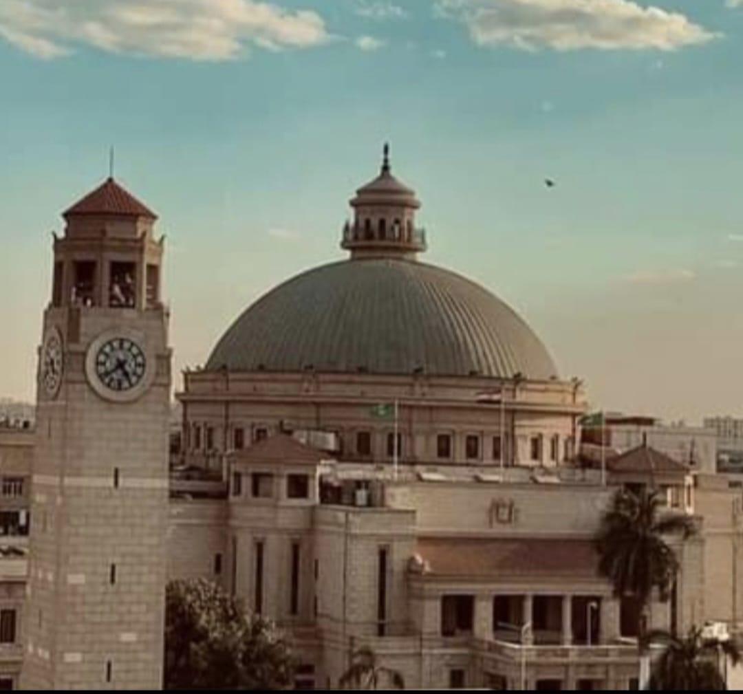عبدالصادق: جامعة القاهرة تتعامل بحزم مع أي مخالفة تمس مقتضيات الوظيفة العامة