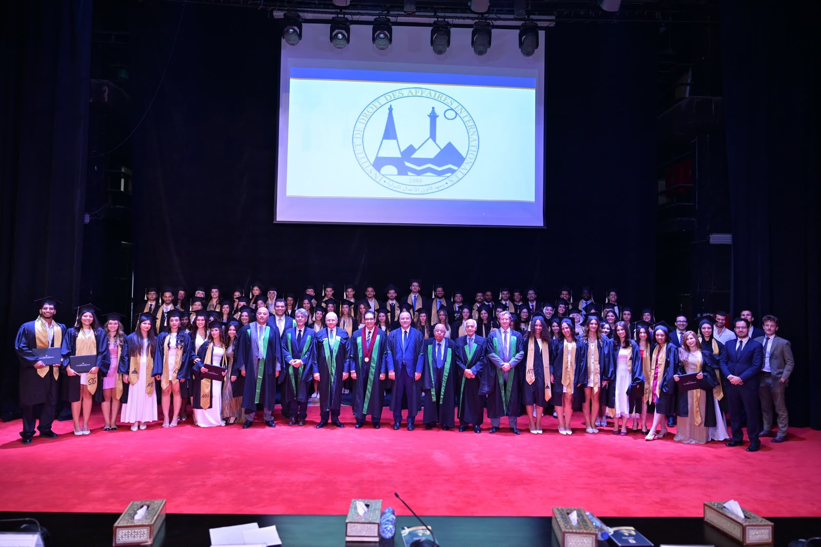 جامعة القاهرة تحتفل بتخريج دفعة جديدة من كلية حقوق السوربون