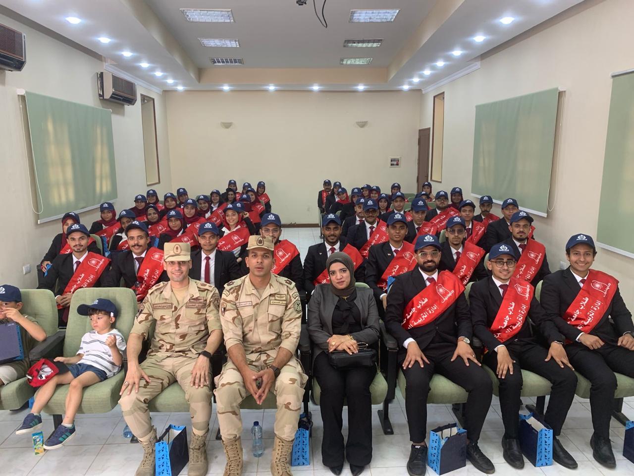 جامعة العاصمة تنظم زيارة ميدانية لقاعدة غرب القاهرة الجوية