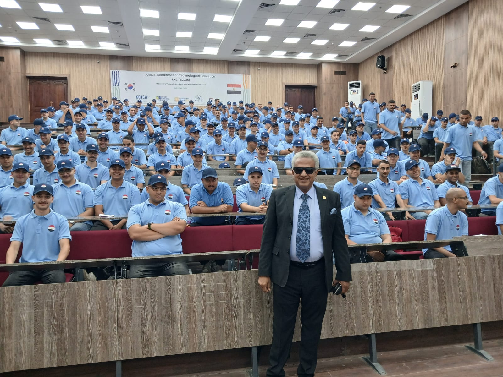 انطلاق دورات التربية العسكرية للبنين والبنات بجامعة حلوان التكنولوجية الدولية