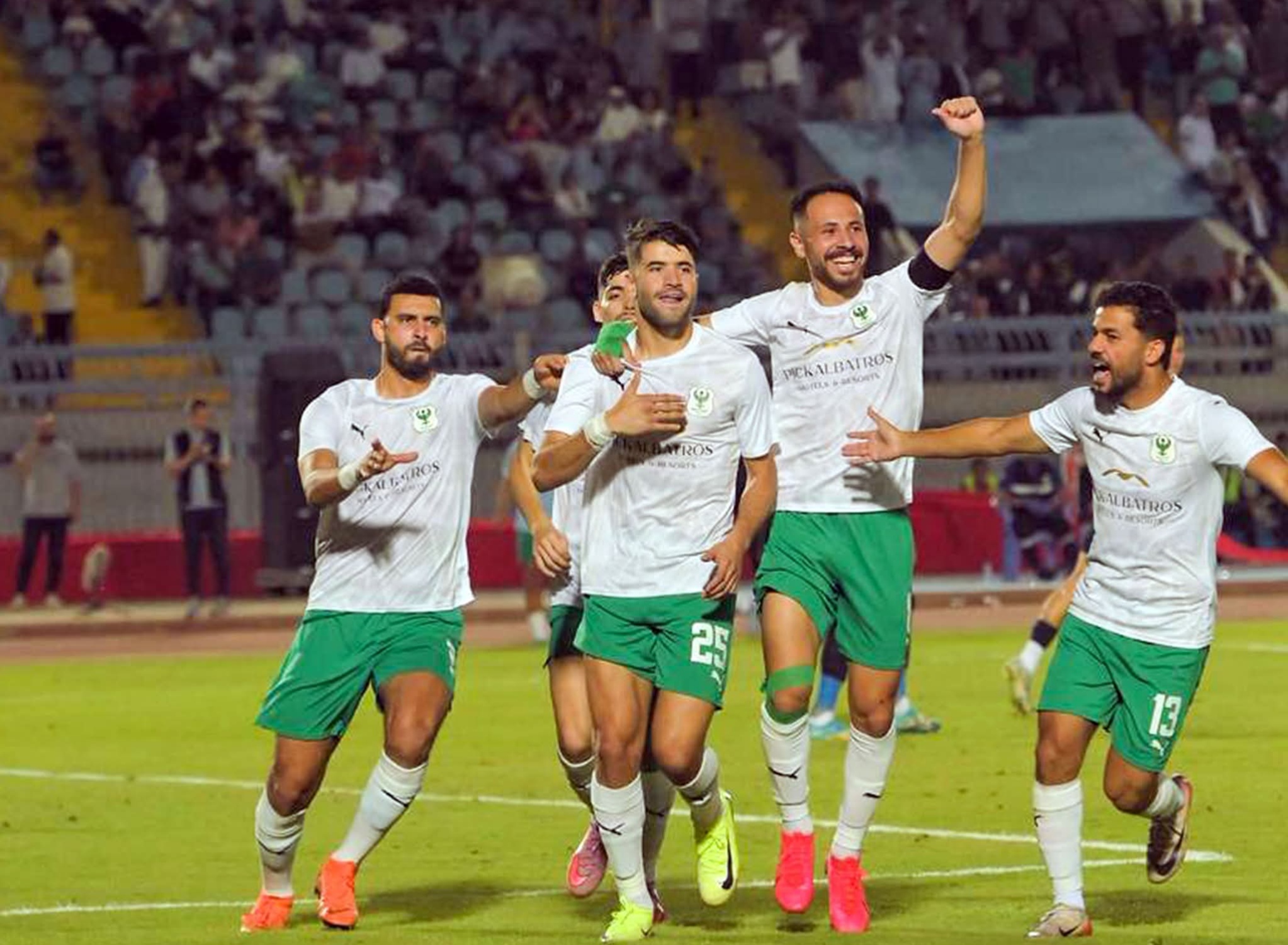 للمرة الأولى في تاريخه .. المصري بطلًا لكأس الرابطة بفوز كبير على إنبي