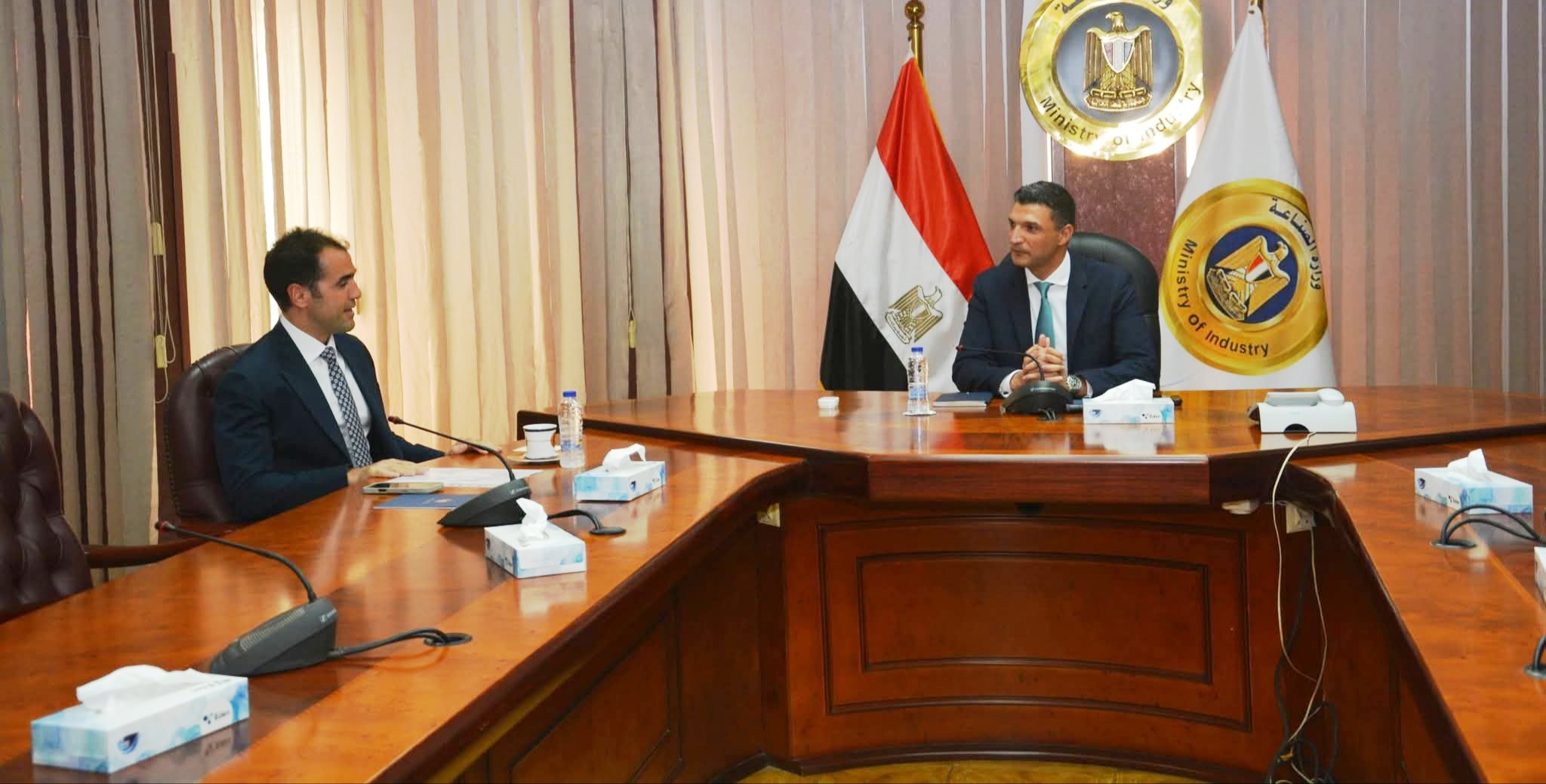 وزير الصناعة يبحث مع شركة جيد تكستايل إيجيبت خططها للتوسع في السوق المصري
