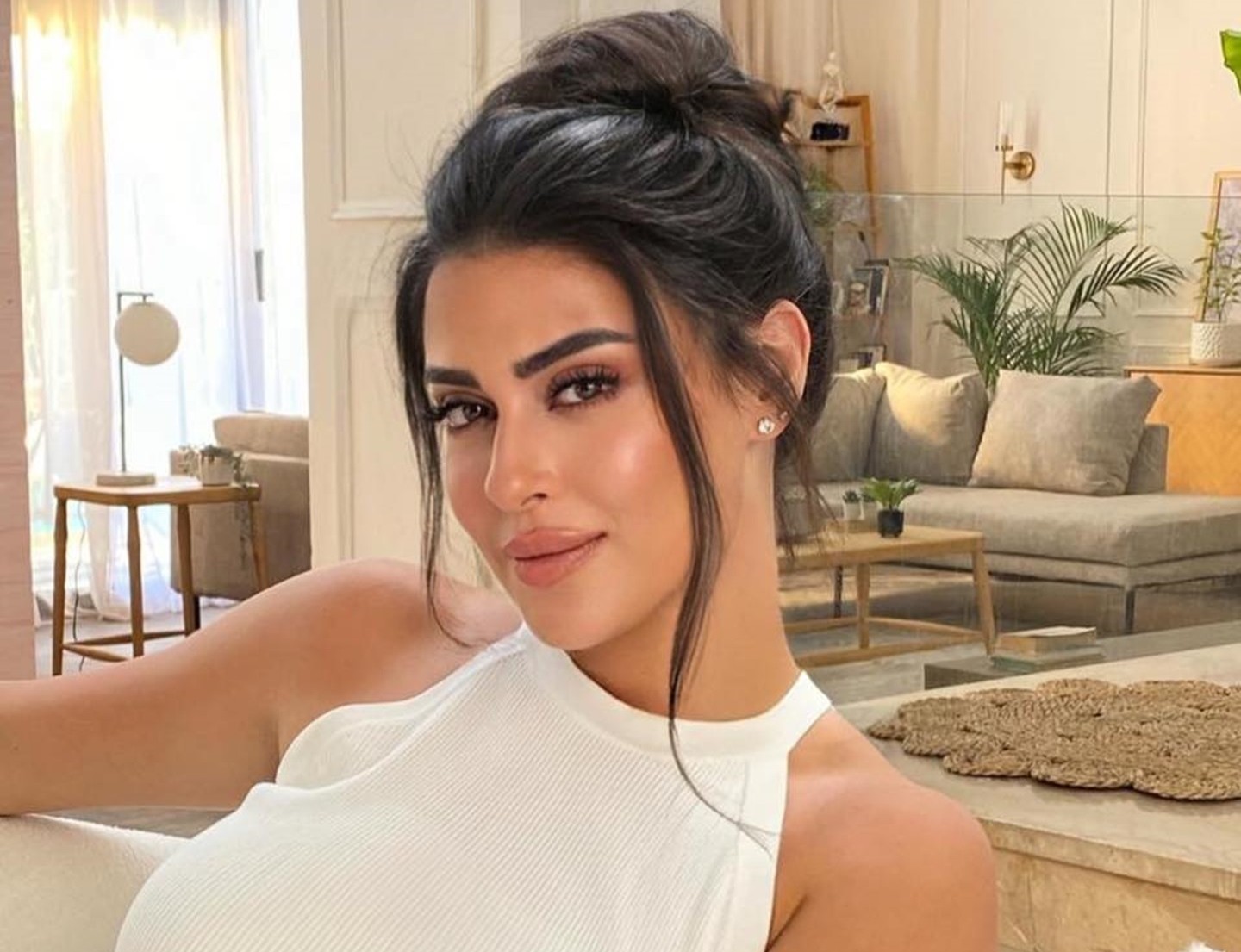 ميرنا نور الدين:نستأنف غدًا تصوير مسلسل "أنا أنت..أنت مش أنا"