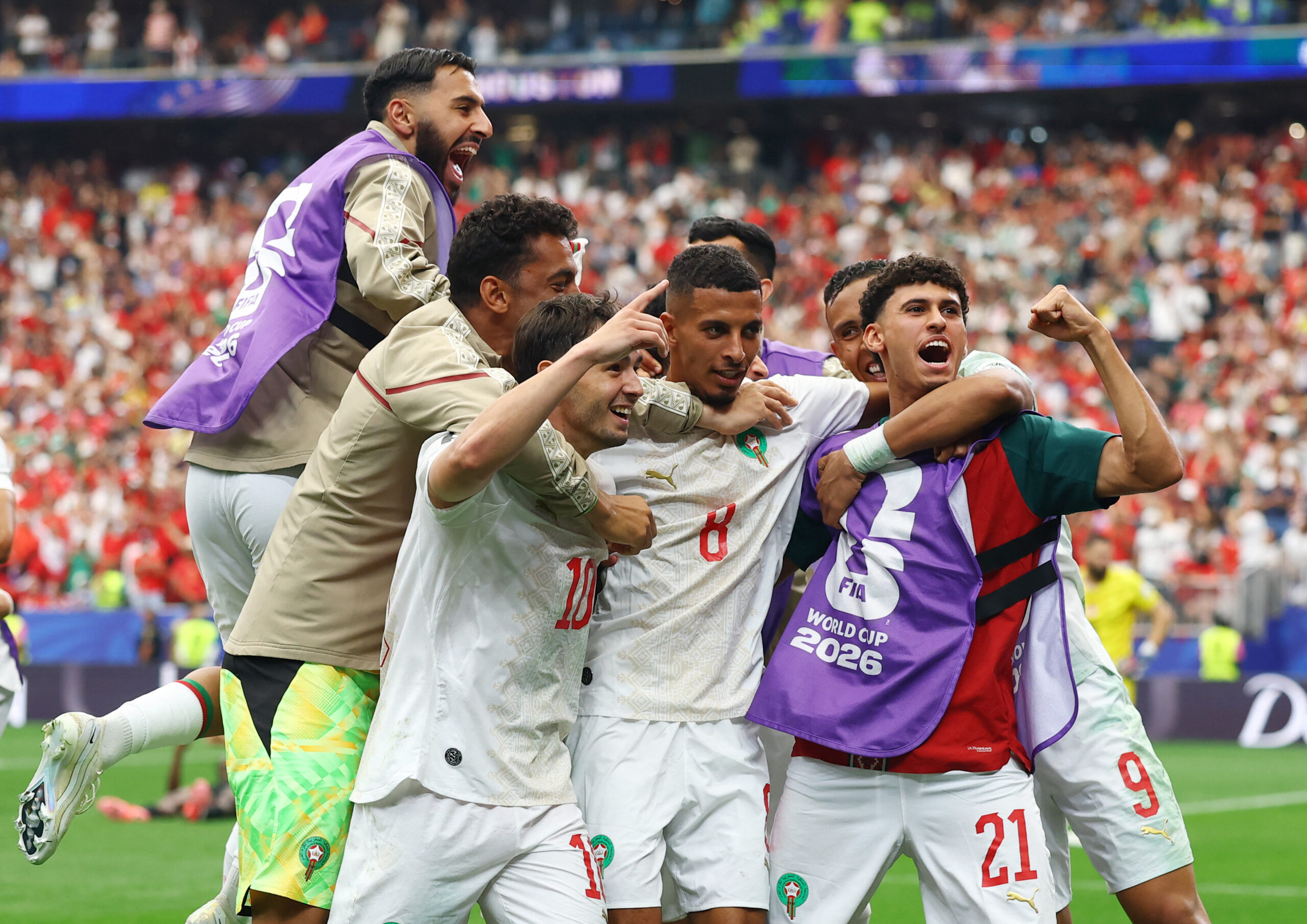 أسود الأطلس يواصلون كتابة التاريخ.. المغرب إلى ربع نهائي كأس العالم للمرة الثانية تواليًا