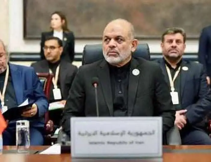إيران تهدد بريطانيا بالاستهداف إذا دعمت واشنطن عسكريًا ضدها