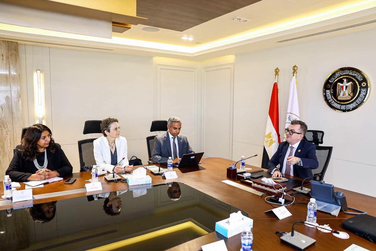 وزير التخطيط يتابع مع البنك الدولي مستجدات تنفيذ آلية ضمان تمويل مشروعات البنية التحتية