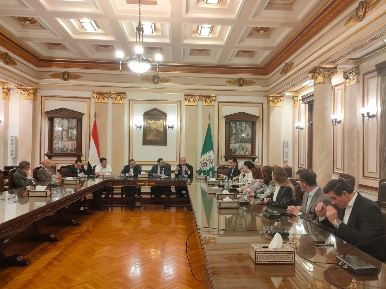 جامعة القاهرة وسنترال مديترانيه بمرسيليا تطلقان برنامج ماجستير مشترك في الاستدامة والمدن الذكية