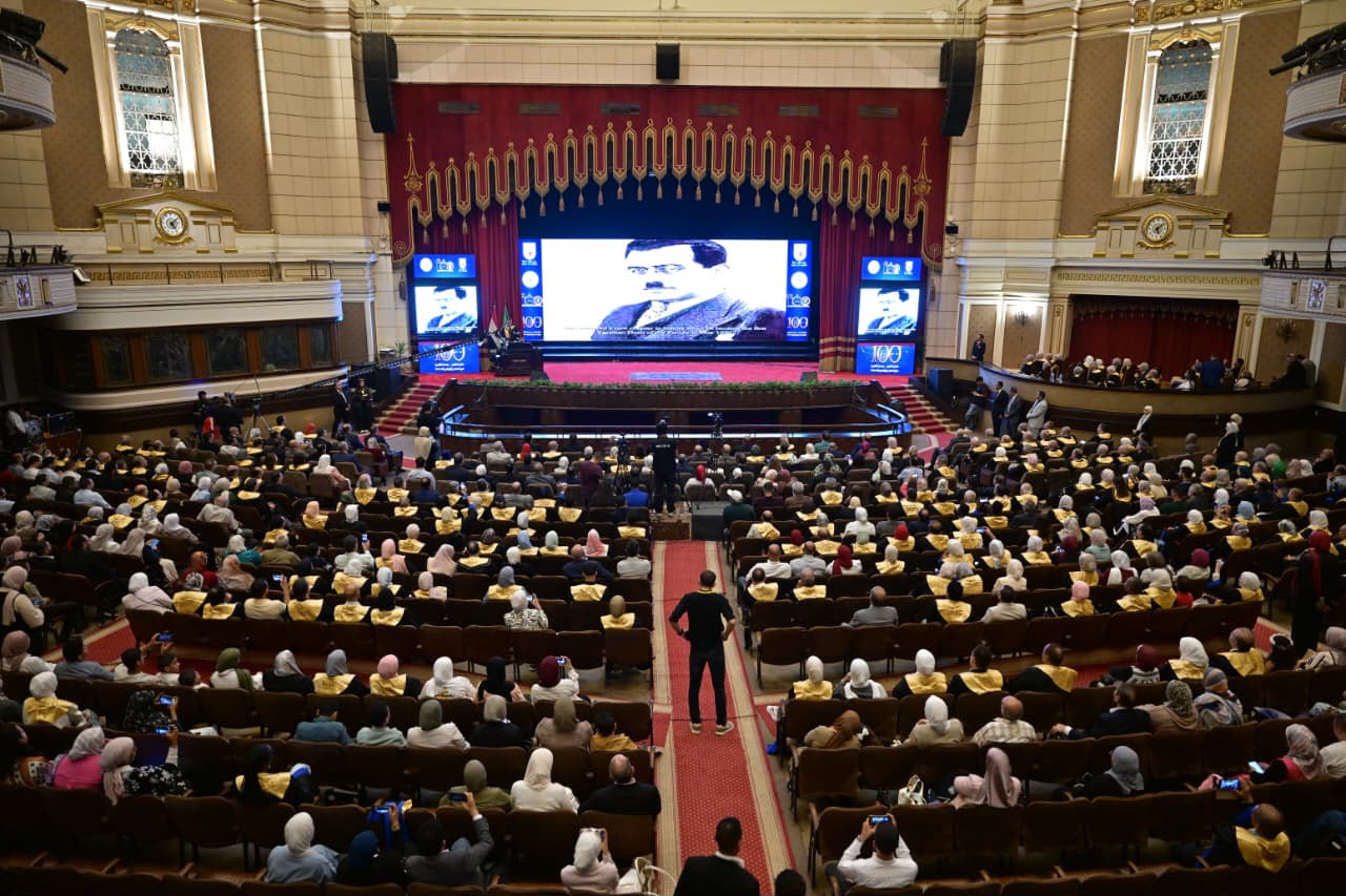 مئوية علوم القاهرة .. قرن من الريادة العلمية