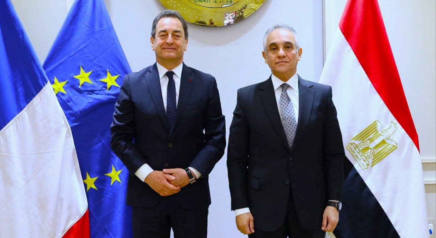 وزير العدل يستقبل سفير جمهورية فرنسا بالقاهرة لبحث أفق التعاون القضائي المشترك