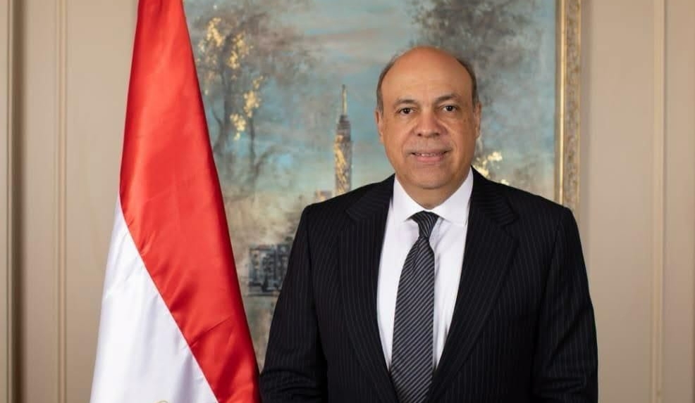 وزير الطيران يتابع اللمسات النهائية لبرنامج طرح إدارة وتشغيل مطار الغردقة