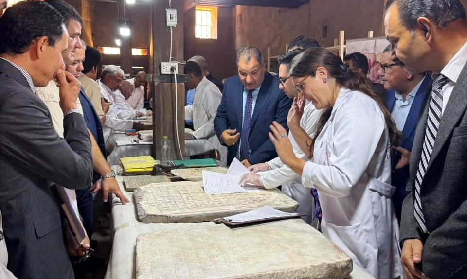 كلية الآثار بجامعة عين شمس تعزز تعاونها الدولي في مشروع توثيق شواهد القبور بالتعاون مع المعهد الفرنسي