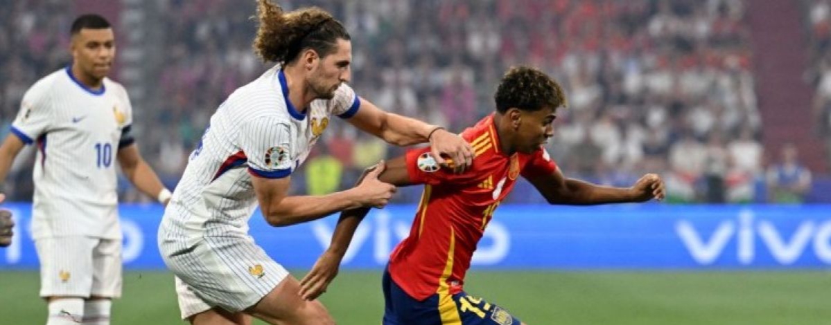 تاريخ مواجهات فرنسا وإسبانيا قبل قمة نصف نهائي كأس العالم