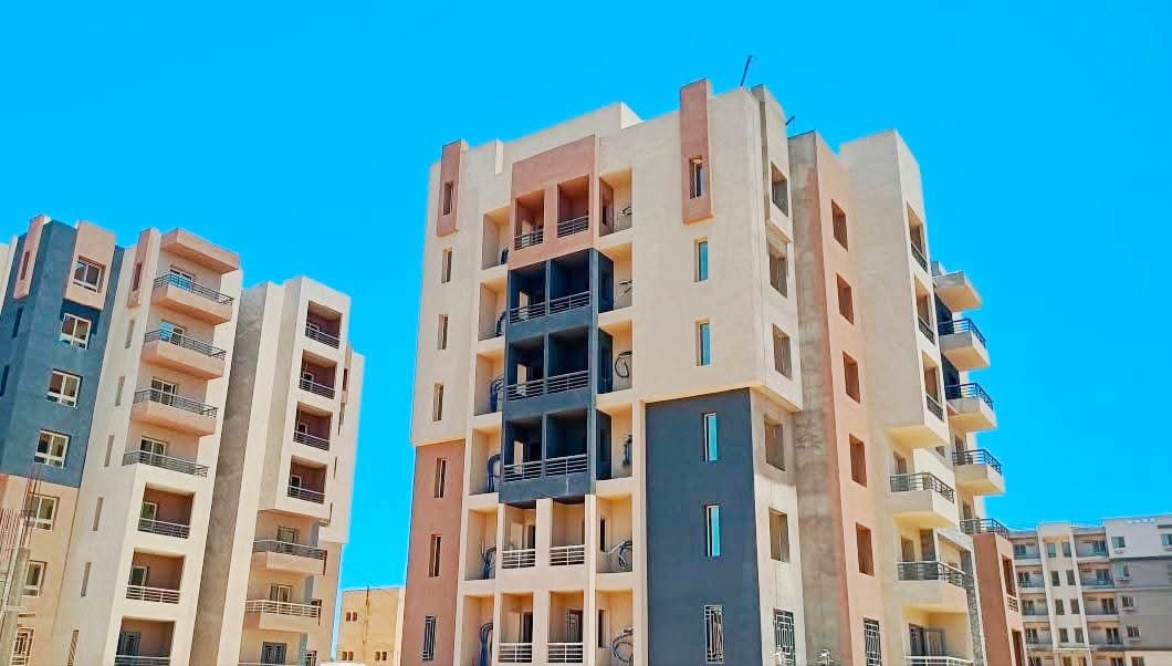 وزيرة الإسكان تتابع معدلات تنفيذ مشروع "ديارنا" بعددٍ من المدن الجديدة
