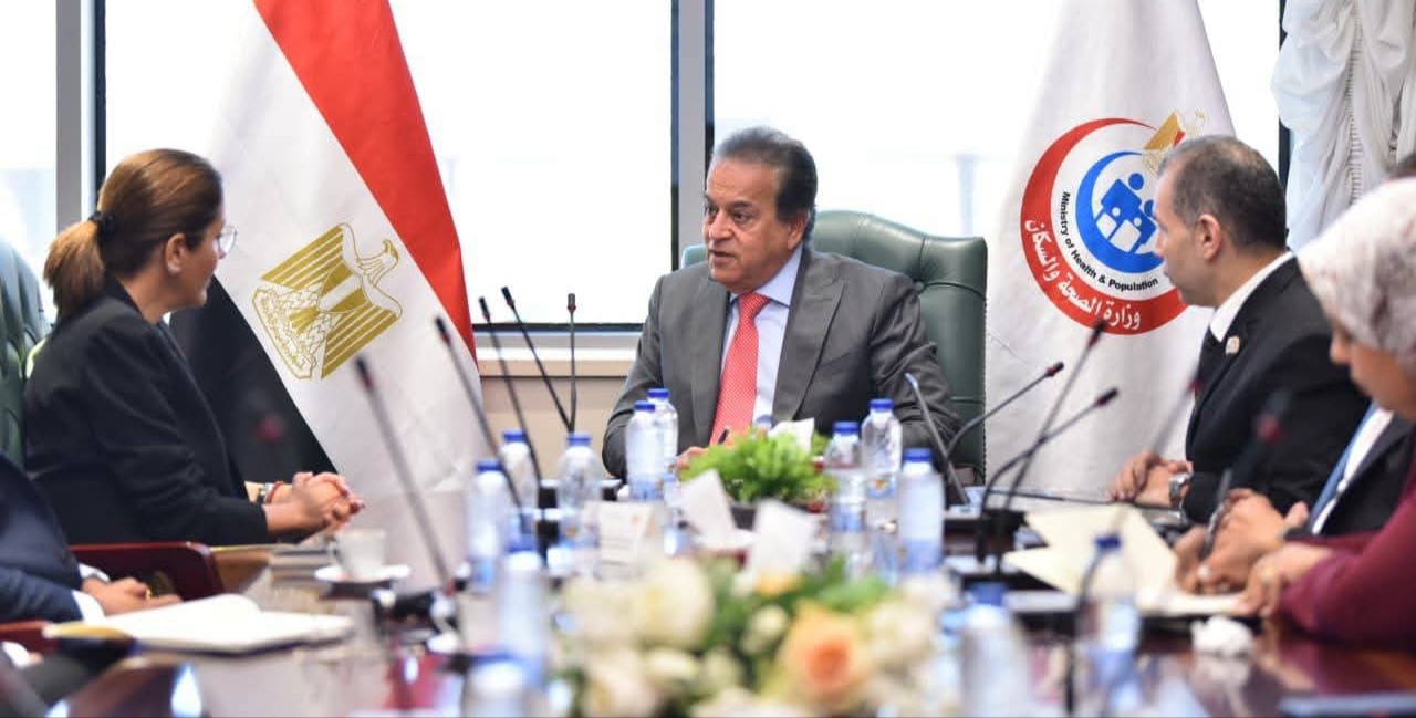 وزير الصحة يدفع نحو نقلة نوعية في المناظرات الطبية عن بعد