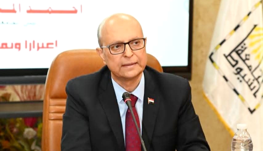 الإثنين المقبل.. جامعة أسيوط تكرم الدكتور أحمد المنشاوي