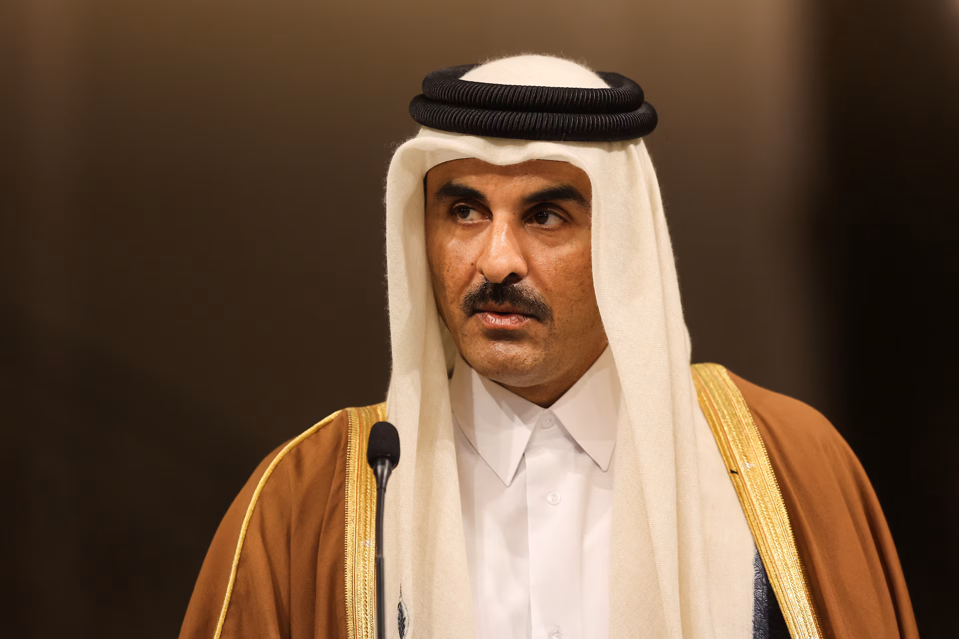 أمير قطر يعرب عن تقديره لزيارة وتعزية السيسي.. ويؤكد على العلاقات الأخوية بين البلدين